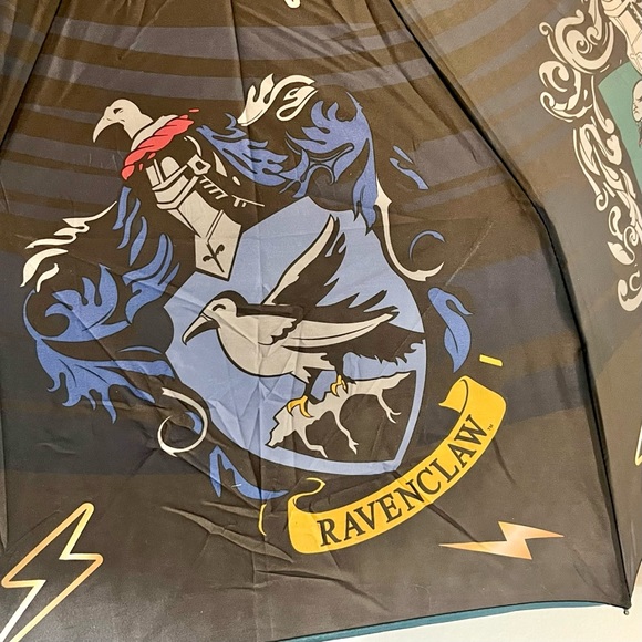 Lot of 2 Harry Potter Hogwarts House Crests Umbrella Grimauld Place Tote Bag NWT - Picture 13 of 16